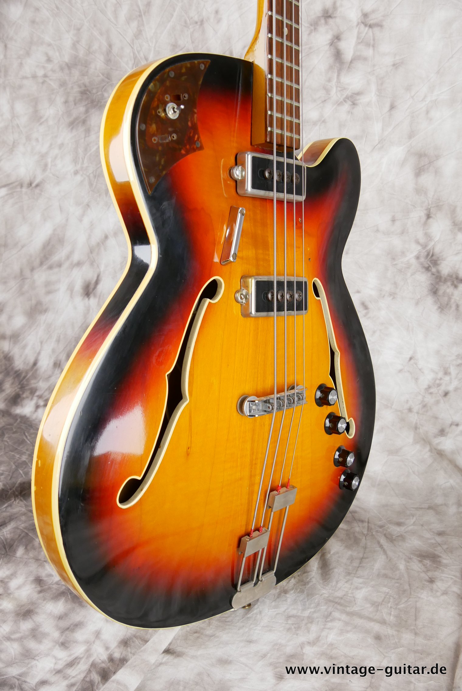 Framus-Bass-5:150-Bill Wyman-005.JPG